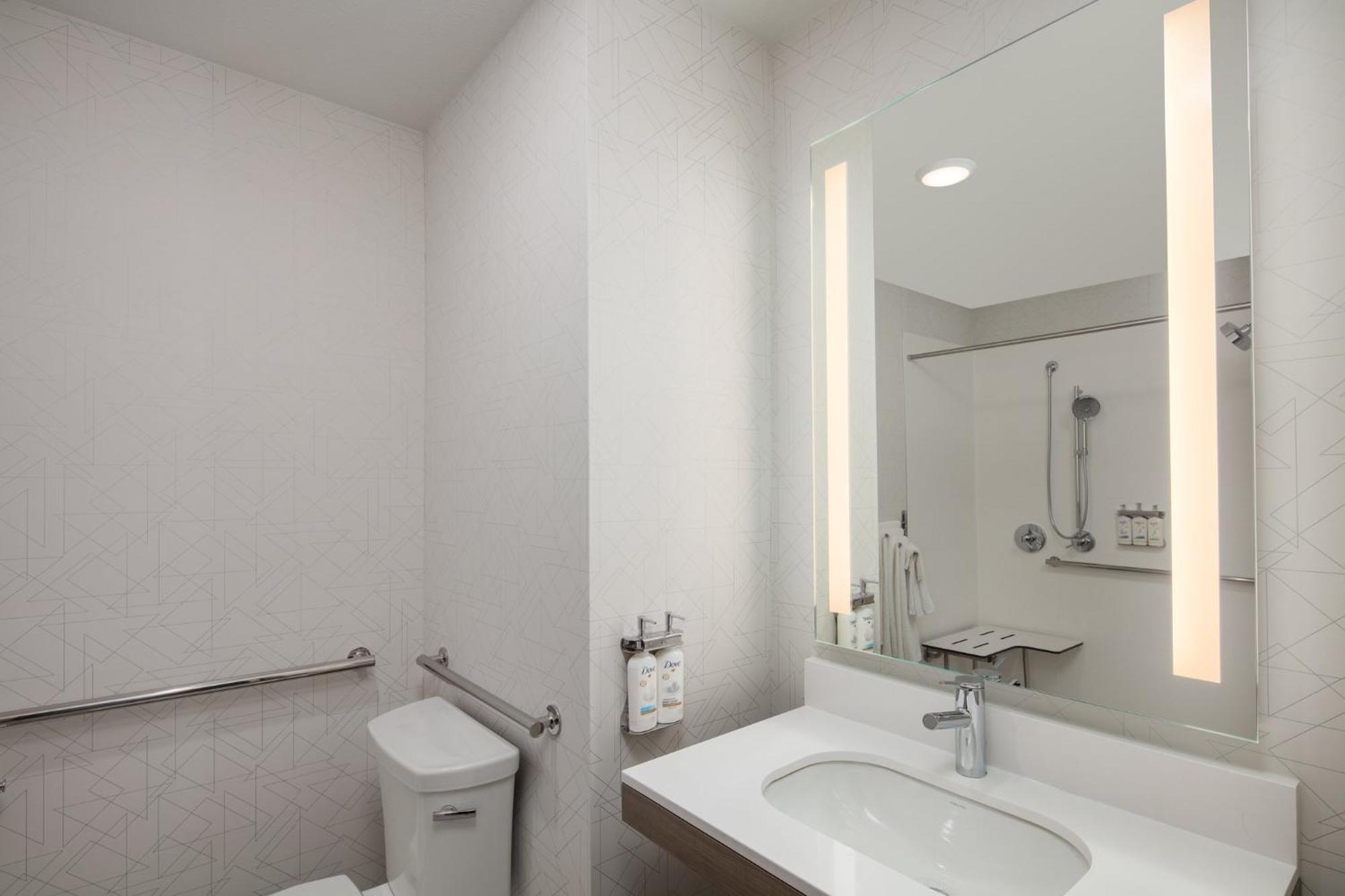 Hotel Express By Ihg Bothell