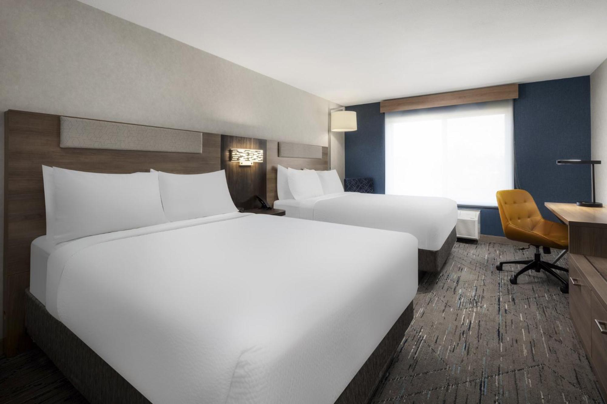 Express By Ihg Hotel 2*