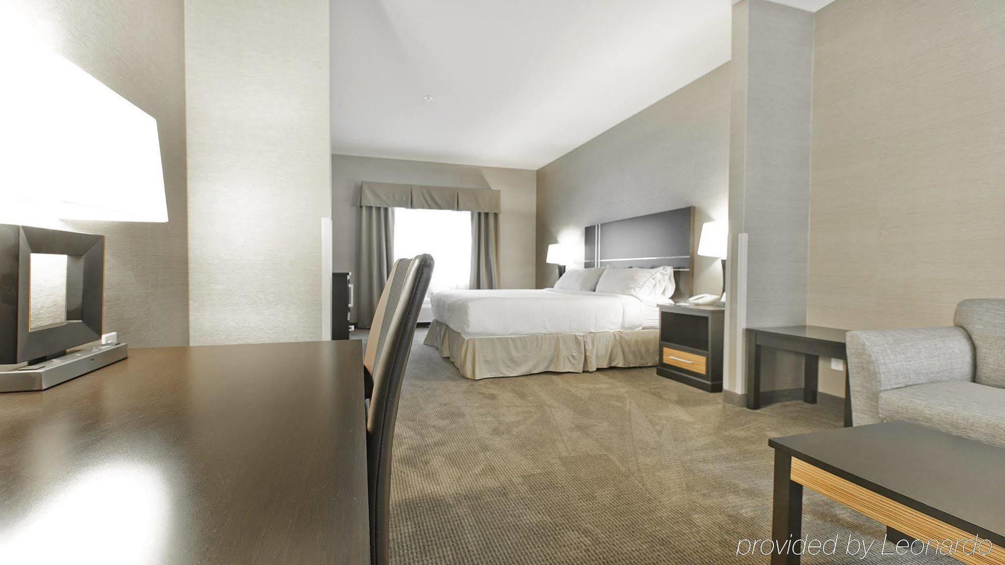 Express By Ihg Hotel